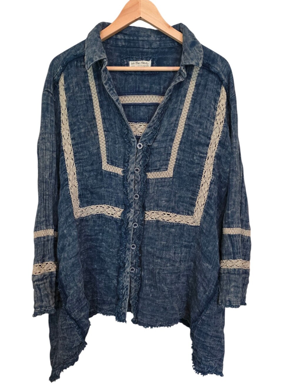 We The Free EUC Ranch Wash Textured Shirt Indigo Blue Cream Lace Trim Size L
